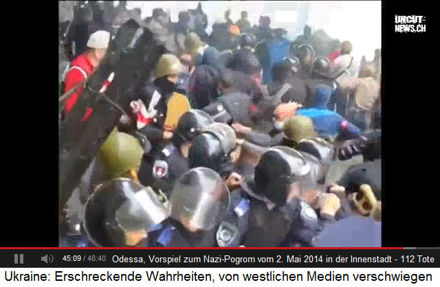 Pogrom von Odessa, vom 2.5.2014, die Miliz
                        gibt den Schl�gern des Rechten Blocks nach
