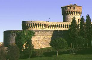 Medici Festung
                  Volterra