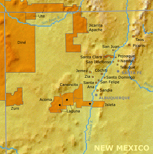 Karte mit Neu-Mexiko mit den Regionen der
              Primärnationen der Acoma, Zuni, Dine, Apachen etc.