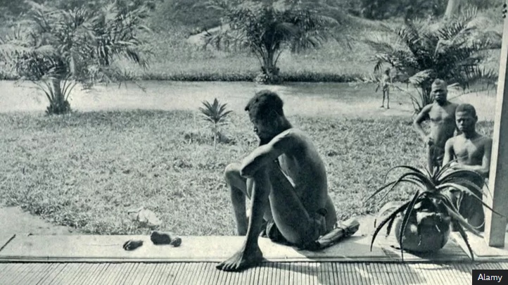 Congo with
"Christian" Belgium
colonialism under Jesus fantasy king
Leopold II: chopped hands on the
floor Congo with
"Christian" Belgium
colonialism under Jesus fantasy king
Leopold II: chopped hands on the
floor