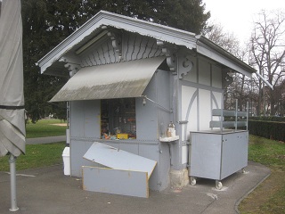 Klarer Verdacht kriminelle Antifa in
                      Basel (Schweiz) am 24.1.2026:
                      AUFGEBROCHEN+AUSGERAUBT: Kiosk am Bundesplatz im
                      Sch�tzenmattpark in Basel 01
