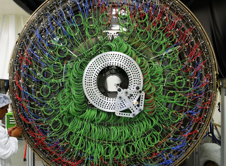 CERN: Der
                    Computer+Speicher des Teilchenbeschleunigers